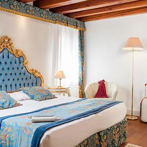 al-duca-di-venezia-apartments.hotelslidodijesolo.com/