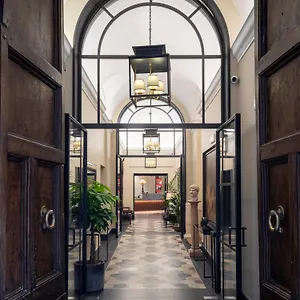 **** Hotel Adriano Rooftop Italie